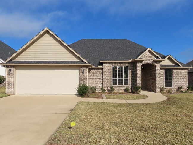 Building Photo - Gorgeous 3 Bedroom, 2 Bath Home in South Tyler! Tyler ISD: Jack Elementary