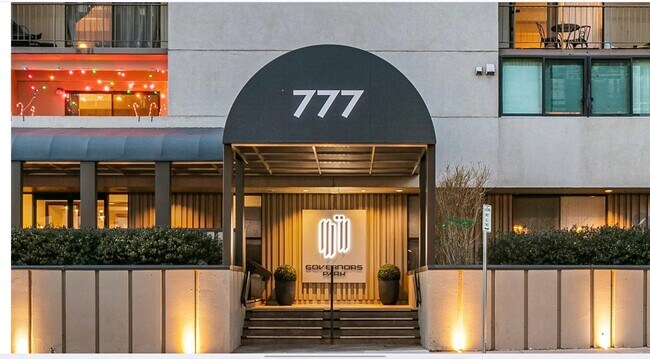 Photo - 777 N Washington St Unit 1201