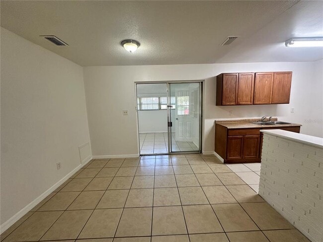 Photo - 4072 Kirkland Blvd