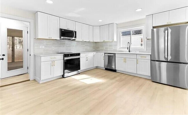 Building Photo - 1-23 Joy St Unit 1 Rental
