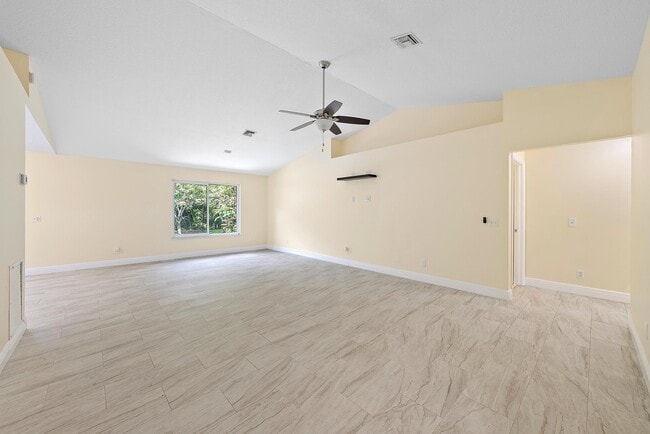 Photo - 18523 42nd Rd N