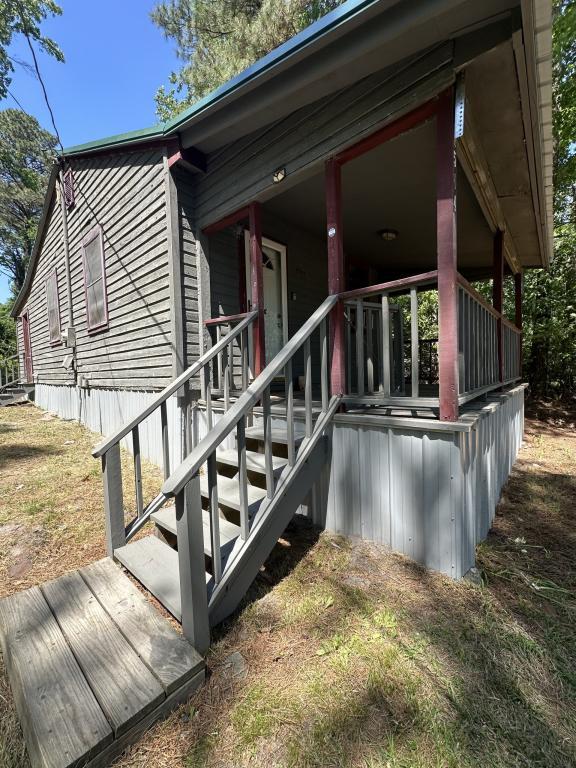 Photo - 2564 Lakeview Dr