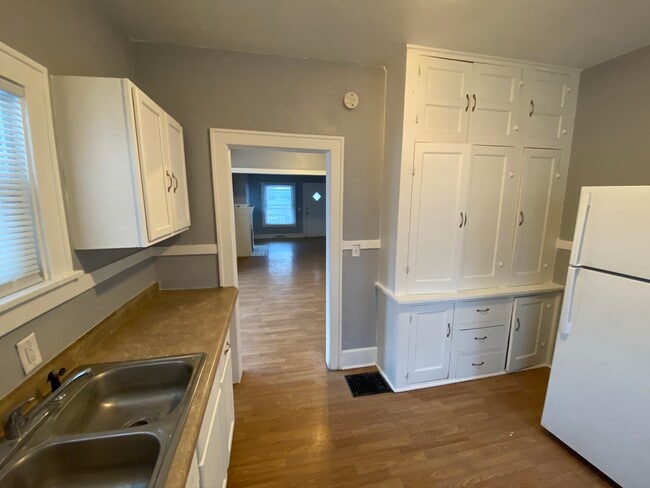 Photo - 1150 Wisconsin Ave