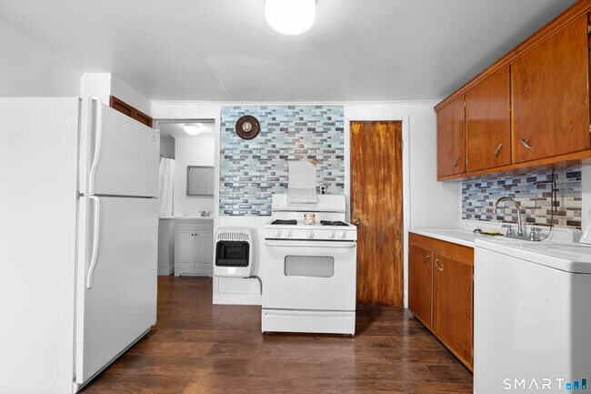 Photo - 48 Anderson St Unit 2