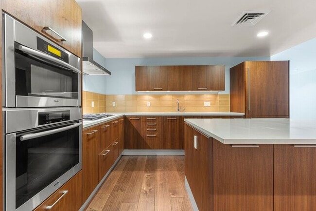 Photo - 311 NW 12th Ave Unit #204