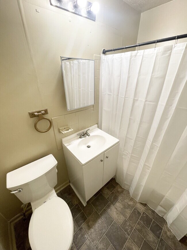 Photo - Christian Park 4BR Home w/Attached Garage!