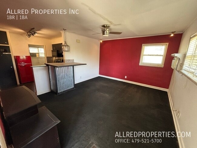 Photo - 621 N Leverett Ave Unit #1