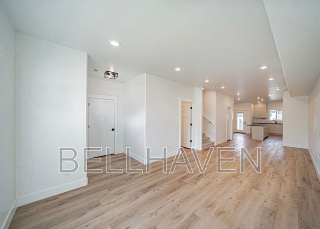 Photo - 1471 Elmore Ave