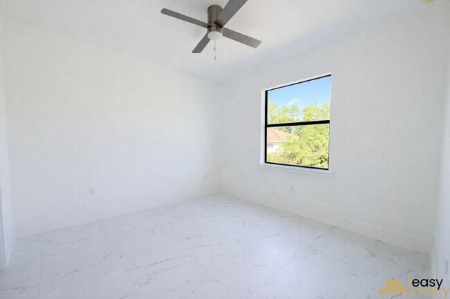 Photo - 1045 Jaguar Blvd