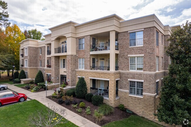 Building Photo - Essex at Glen Eden Apartments