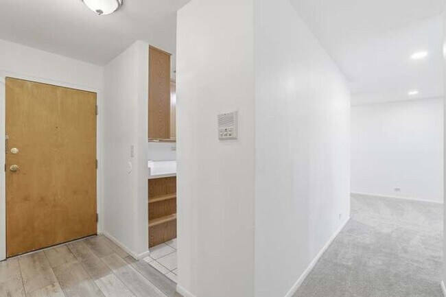 Photo - 1375 Rebecca Dr