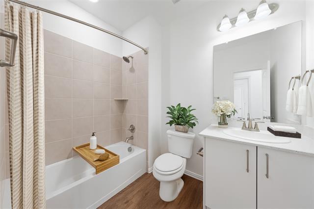 Photo - 115 Brookline Dr