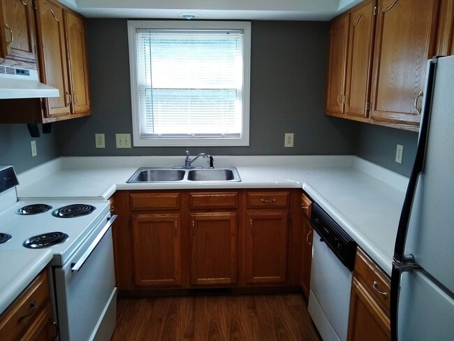 Photo - MADISON STREET - AVAILABLE AUGUST 2023