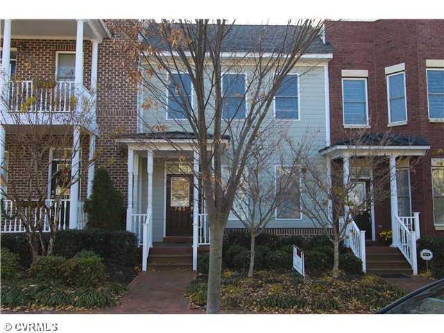 4 BR / 3.5 BA Gorgeous Townhouse close to ... - 4 BR / 3.5 BA Gorgeous Townhouse close to ...