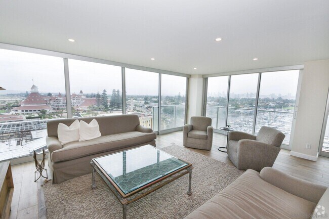 Building Photo - 1710 Avenida Del Mundo Unit 1008 Rental