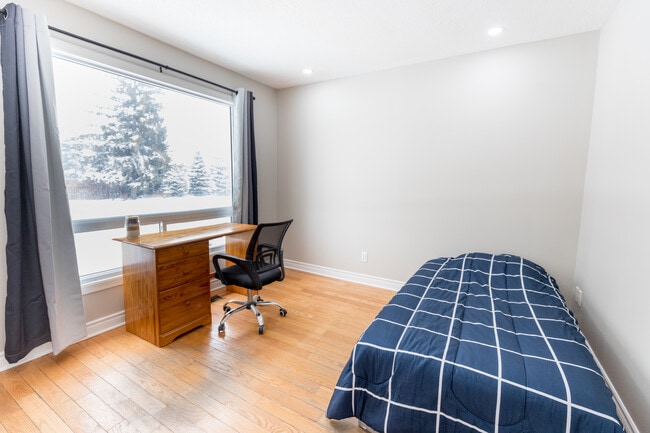 Building Photo - 1294 Cahill Dr