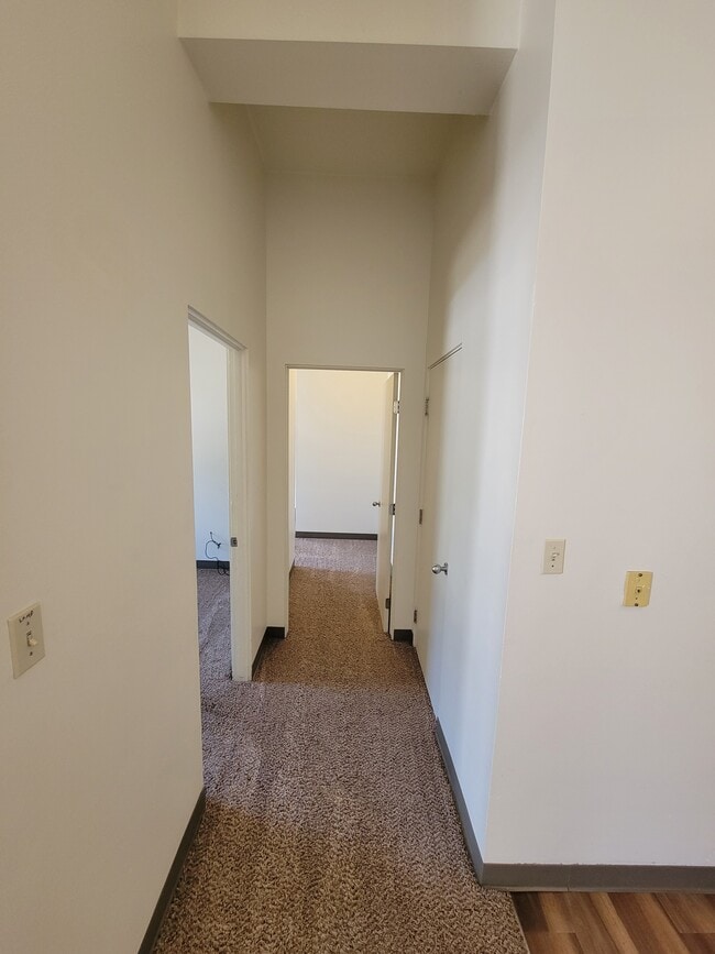 Photo - 103 N Wisconsin St Unit 107