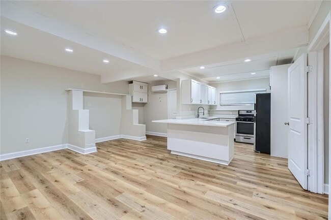 Photo - 121 Fairview St Unit 3