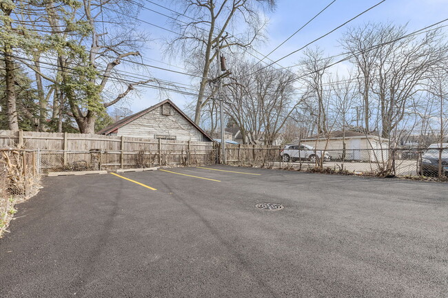 Photo - 1025 N Harlem Ave Unit B