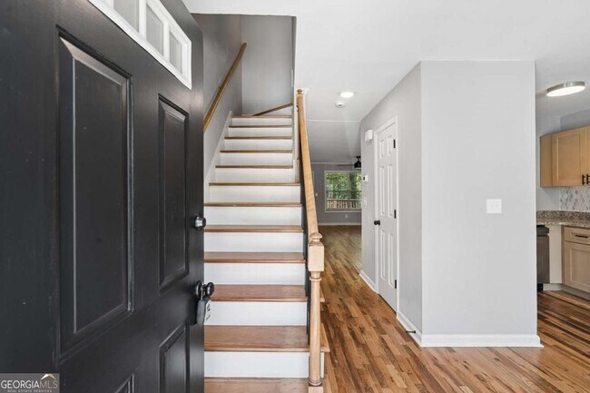5200 Laurel Bridge Dr SE