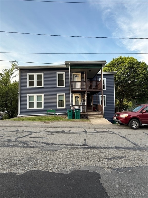 Building Photo - 319 Canton St Unit 2