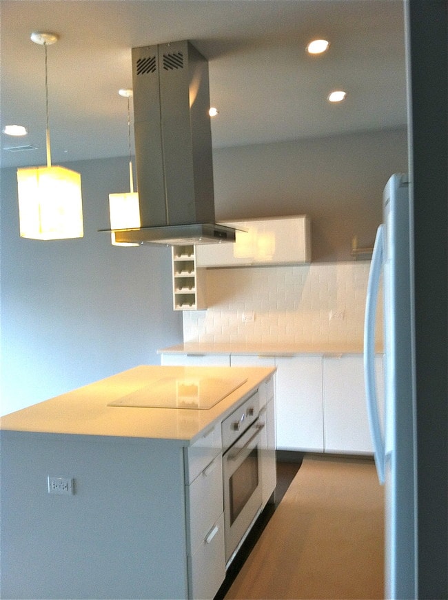 Photo - 2704 W Armitage Ave Unit 3