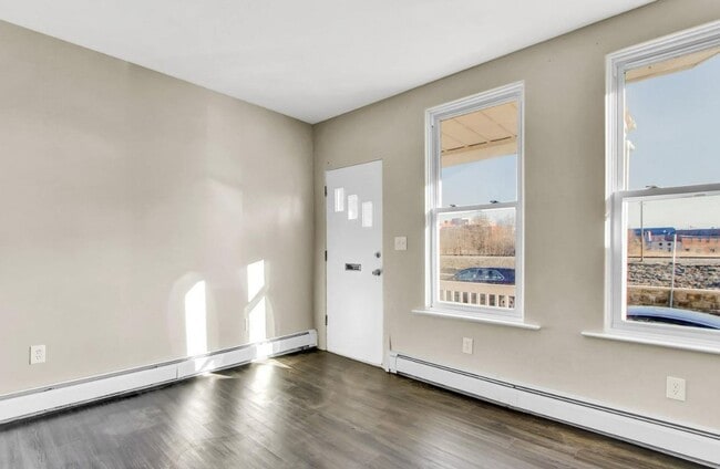 Photo - Coming Soon! Charming 3 Bedroom, 1 Bath Ho...