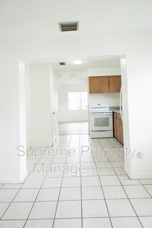 Photo - 1300 13th Ave S