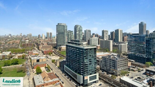 Photo - 347 W Chestnut St Unidad 2403