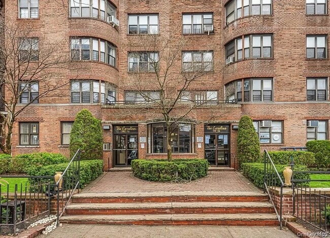 Building Photo - 98-76 Queens Blvd Unit 6L