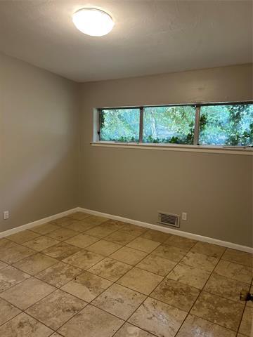 Photo - 2224 Lakeland Dr