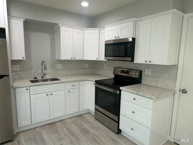 Photo - 920 Kentucky St