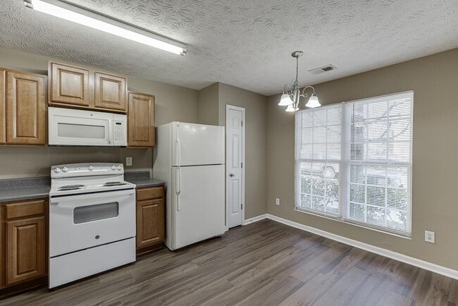 Photo - 2883 Creek Bottom Ct