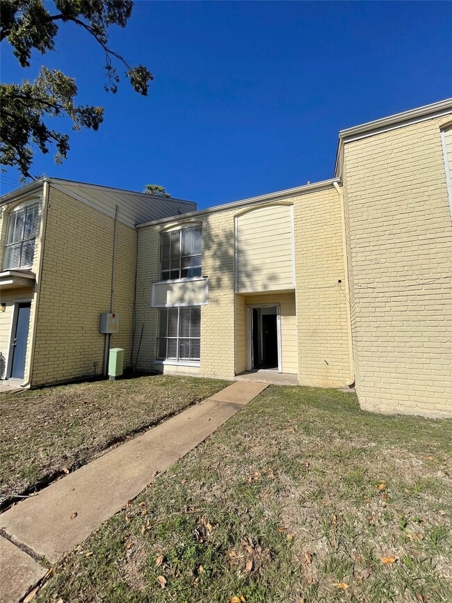 Photo - 6200 W Tidwell Rd Unit 2102