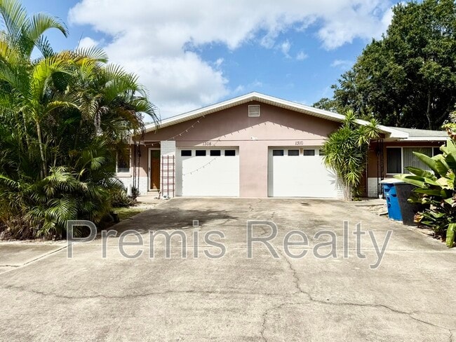 Photo - 1308 Amble Ln