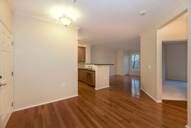 Photo - 1 Bed 1 Bath - North Bethesda Condo - 1 Reserved Parking Space Unit 2404