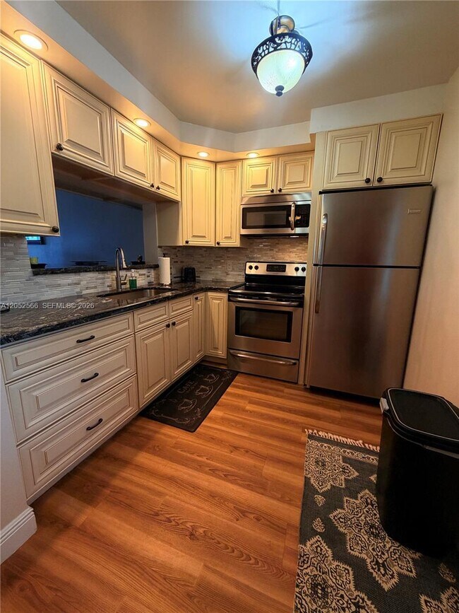 Photo - 1889 S Ocean Dr Unit 406