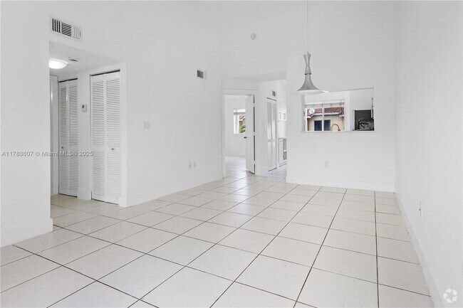 Building Photo - 13165 SW 64th Terrace Unit 1008 Rental