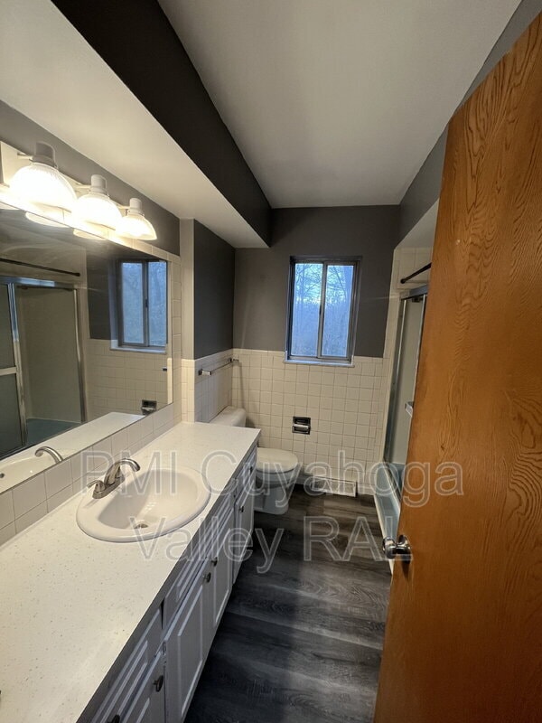 Photo - 1879 Cromwell Dr