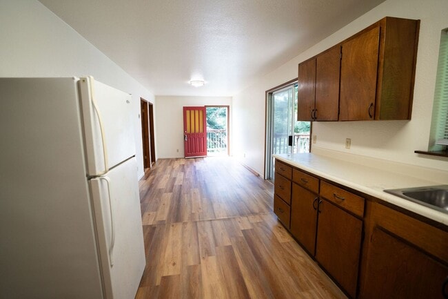 Photo - Remodeled 2-Bedroom Apartment for Rent