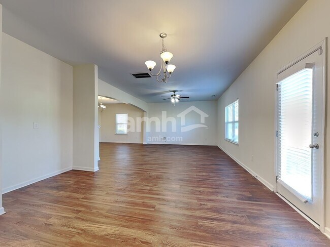 Photo - 147 Biscayne Terrace