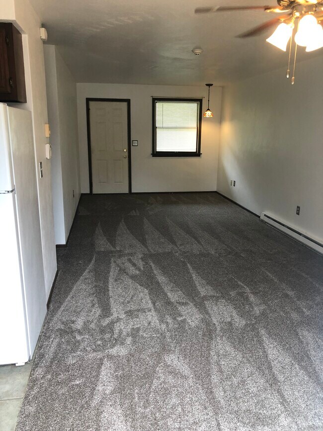 Sala de estar - 115 Pendleton St