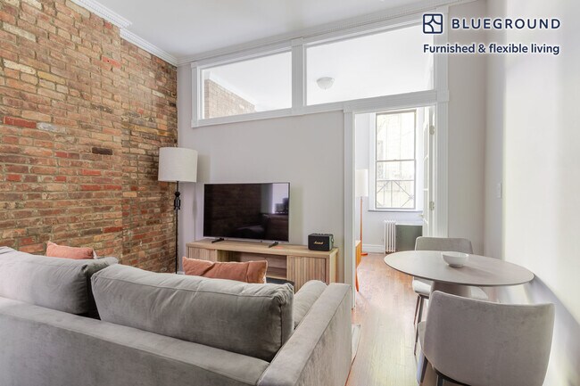 Photo - 248 Mott St Unidad FL2-ID1854