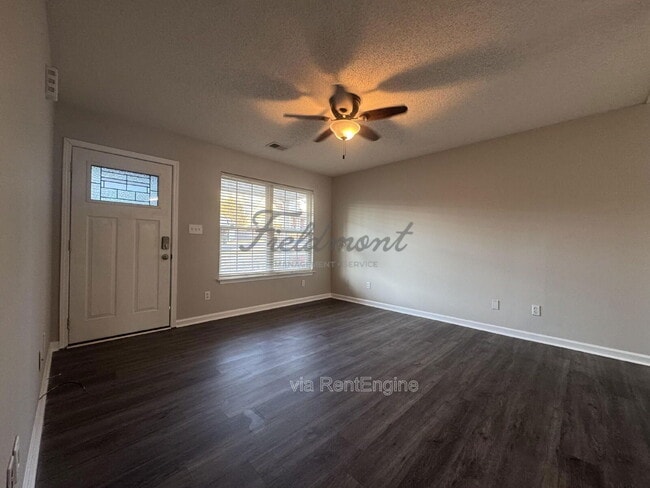 Photo - 530 Fawn Branch Trail