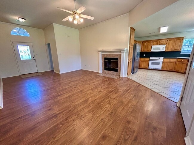 Photo - 1019 N Daisy St