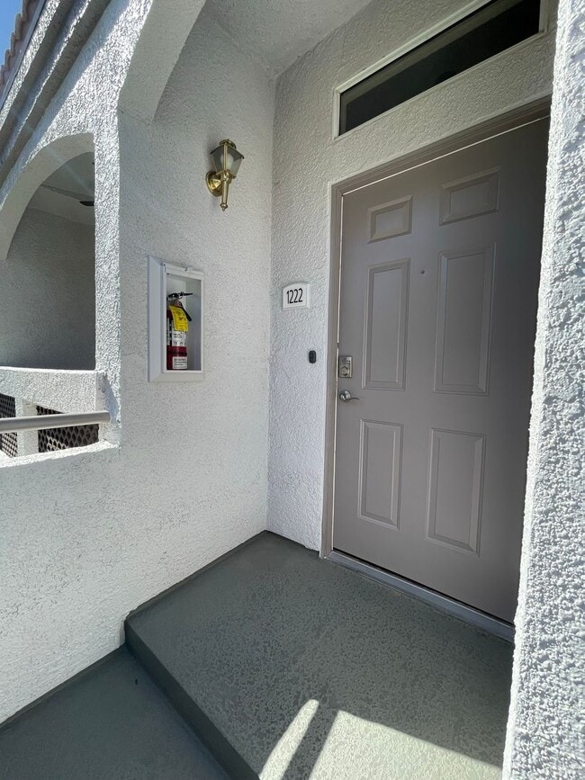 Photo - Mission Ridge Condos-Gorgeous 2nd Floor Un...