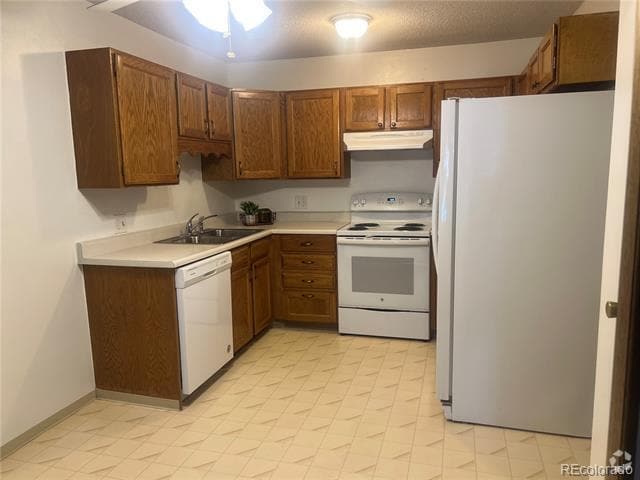 Building Photo - 3022 S Wheeling Way Unit 210 Rental