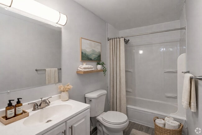 2BR, 1BA - The Bedford - Bathroom