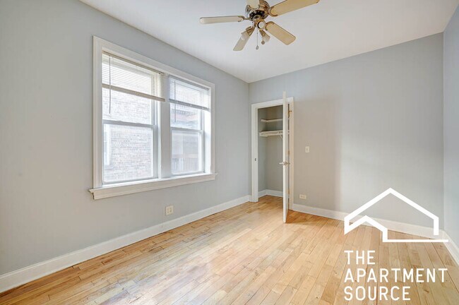 Photo - 4542 W George St Unit 2