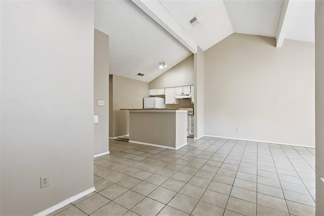 Photo - 216 Suttonwood Dr